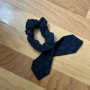 Lululemon Scrunchie